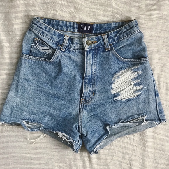 Vintage Gap Distressed Cutoffs B85 - Picture 4 of 6